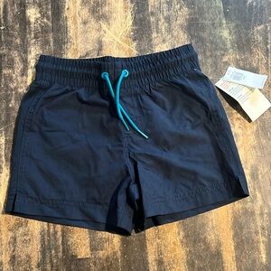 Old Navy boys swim trunks XS (5)